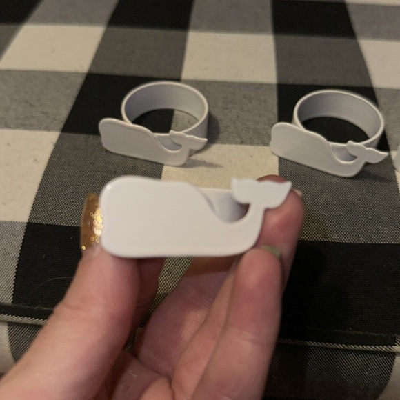 Vineyard Vines Other - Vineyard Vines Napkin Rings